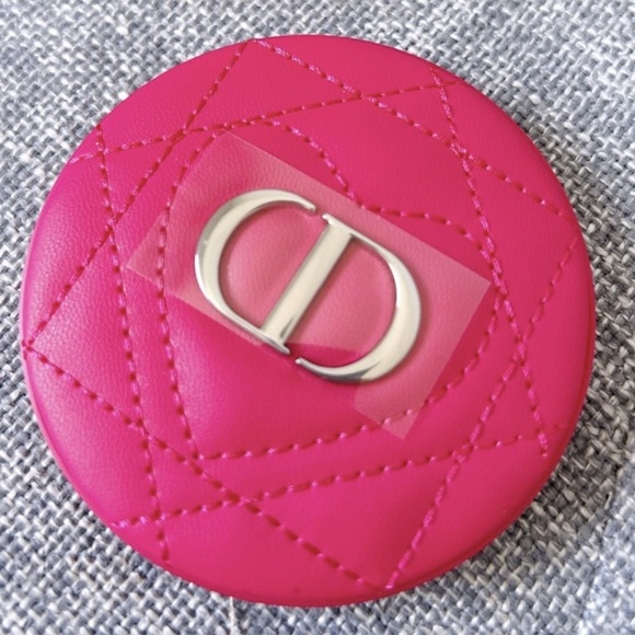 Dior Compact Mirror (RED) - Picture 2 of 3
